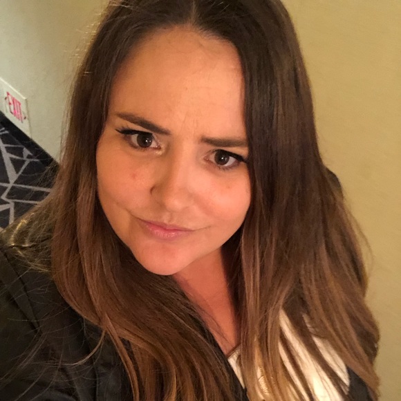 Meet your Posher, Rachel - Picture 1 of 1